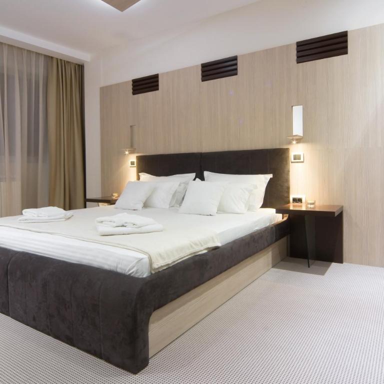 Hotel Viva - Two-Bedroom Apartment - 2