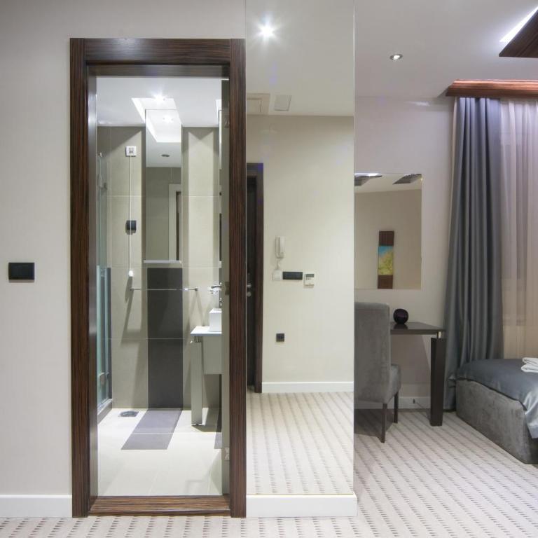 Hotel Viva - Superior Triple Room - 5
