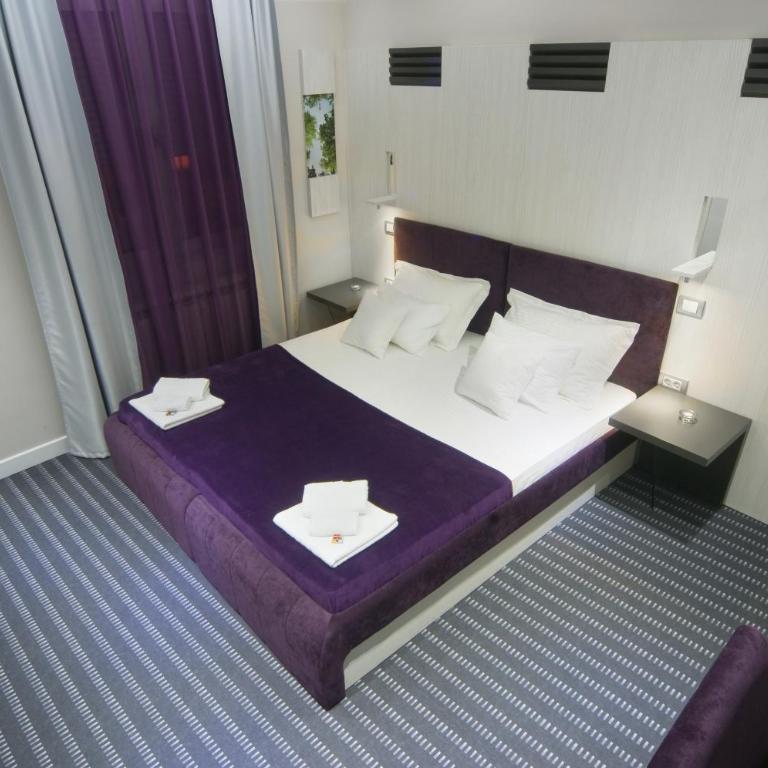 Hotel Viva - Superior Double or Twin Room - 17