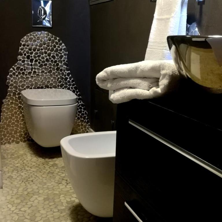 Cesare Home - One-Bedroom Apartment - 15