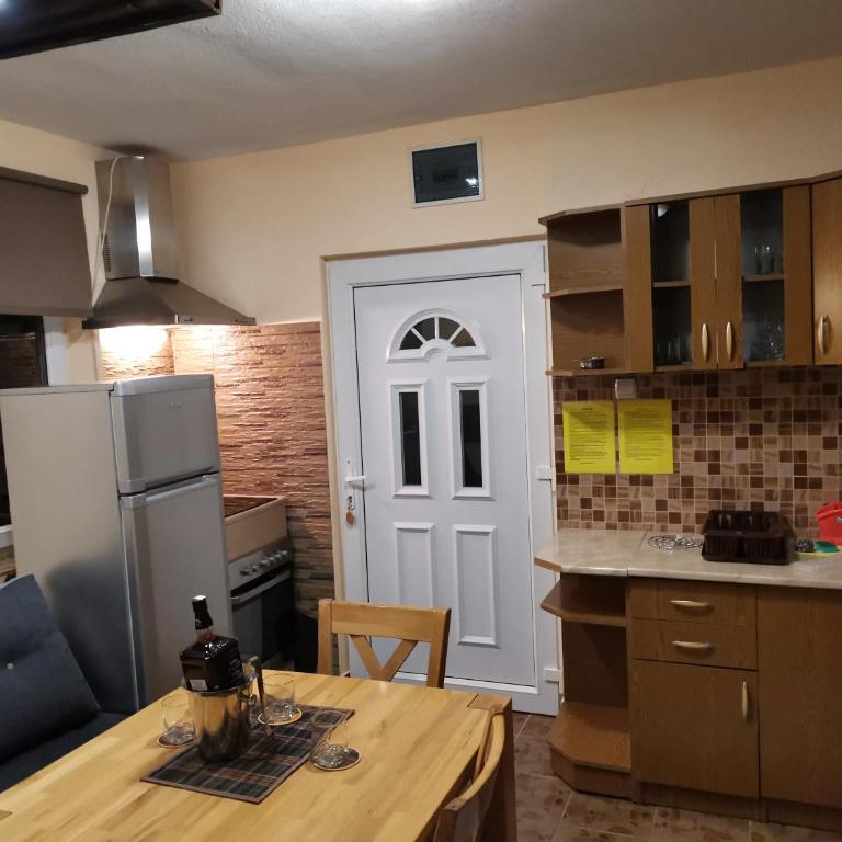 Apartments Artic - Two-Bedroom Apartment - 3