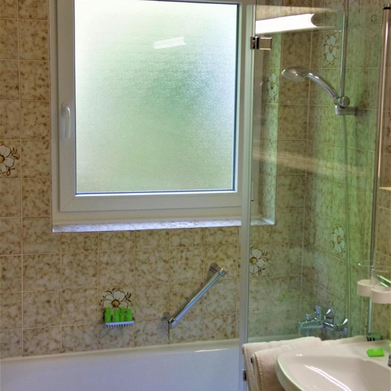 Ferienhaus Wetterstein - Apartment Manndl mit 2 Schlafzimmern - 1