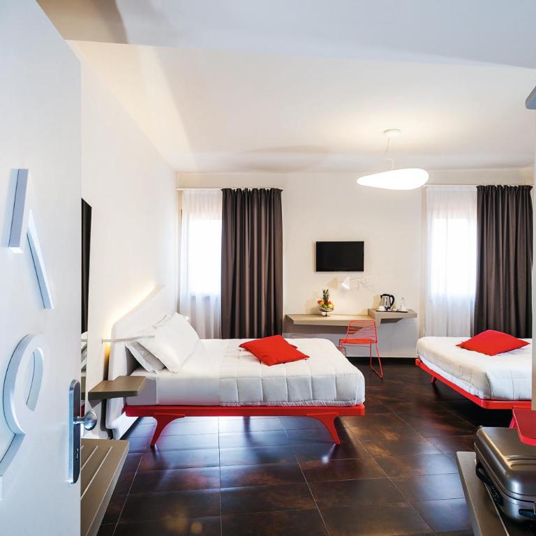 President Hotel Palermo - Camera Superior con 2 letti doppi - 6