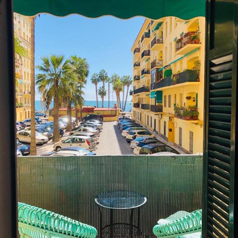 Apartamento a 50 metros de la playa malagueta con vistas al mar - Apartment - 2