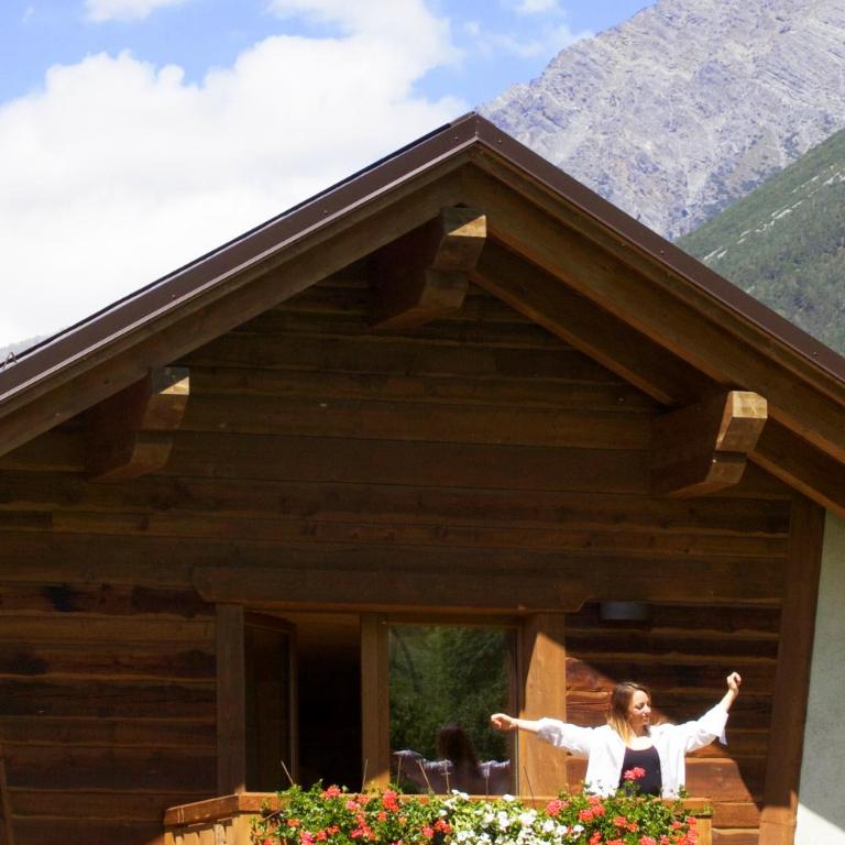 Agriturismo San Gallo - Camera Deluxe Matrimoniale/Doppia con Letti Singoli con Vista Montagna - 5