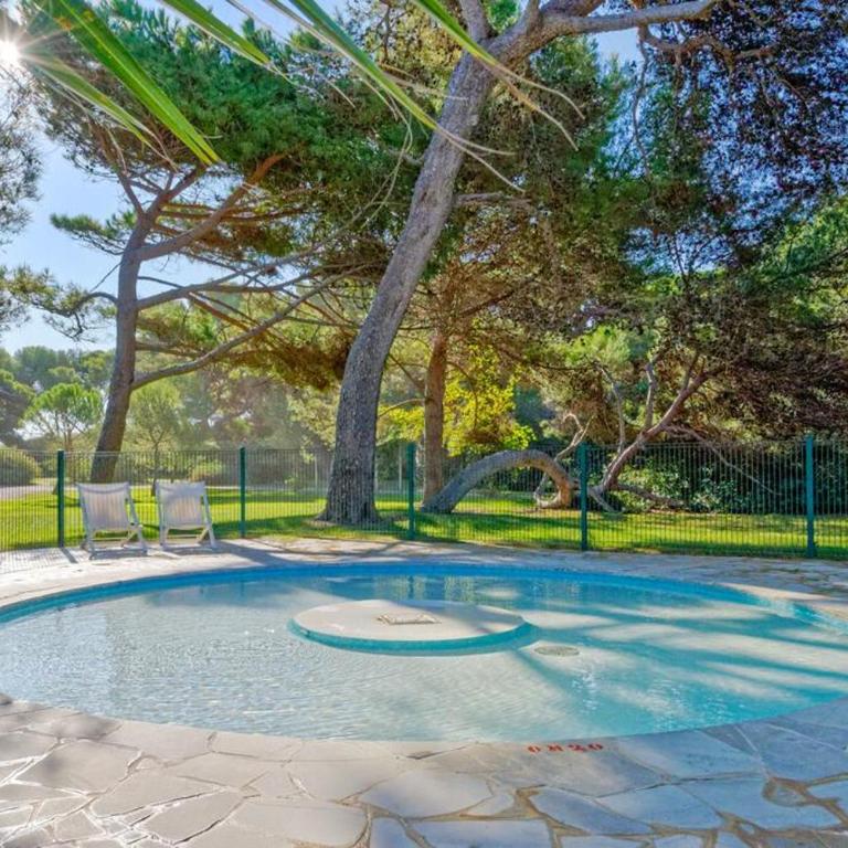 LA BADINE Appartement rénové Haut de gamme Balneo Climatisation - Appartement - Vue sur Piscine - 23