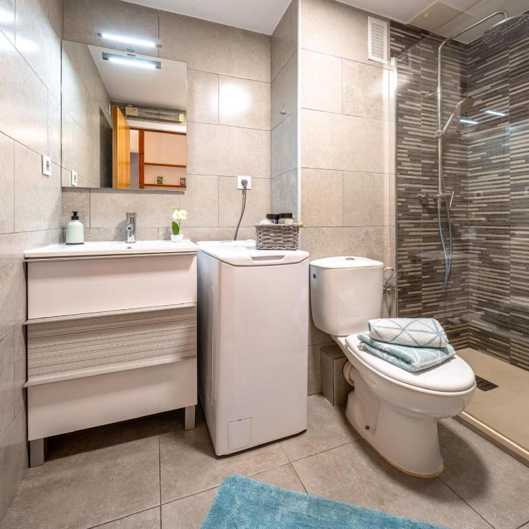 DIFERENTFLATS Novelty - Apartamento de 1 dormitorio con vistas al mar - 1