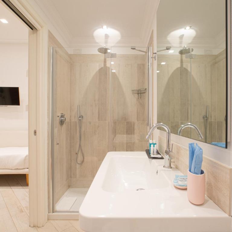 Hotel Marina Charming Rooms - Camera Matrimoniale - 6