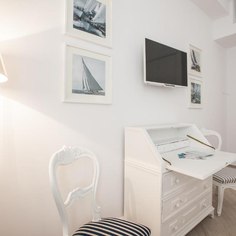 Hotel Marina Charming Rooms - Camera Premier Matrimoniale/Doppia con Letti Singoli - Dependance Velieri - 4