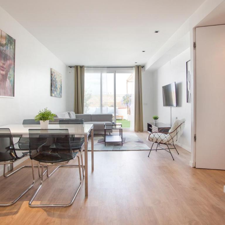 Tendency Apartments 12 Penthouse - Three-Bedroom Apartment - 33