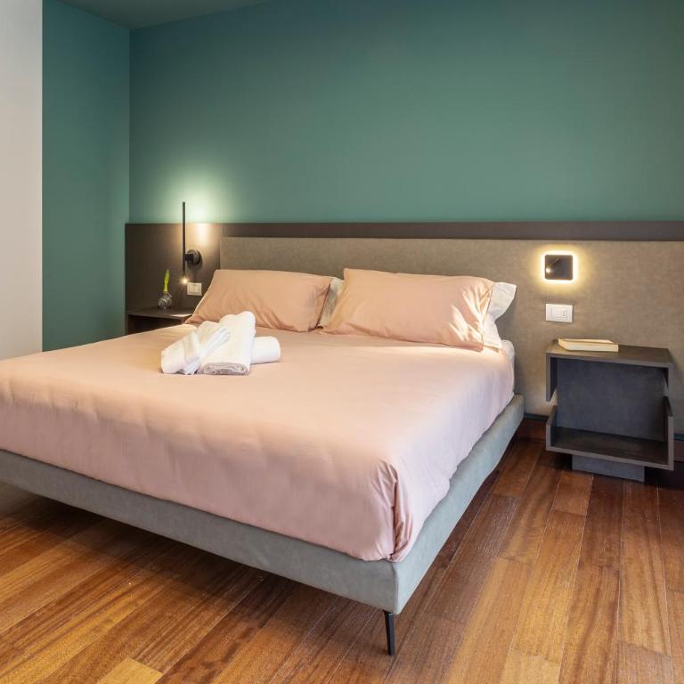 Habitat Guest House - Camera Matrimoniale con Bagno in Comune - 8