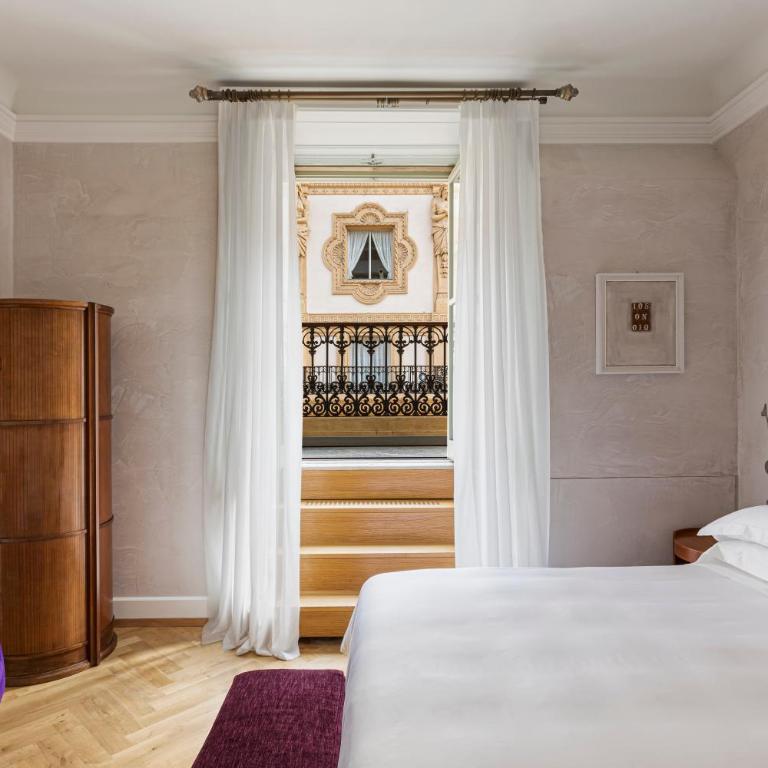 Galleria Vik Milano - Townhouse Galleria - Small Luxury Hotels of the World - Camera Matrimoniale Deluxe con Balcone - 3