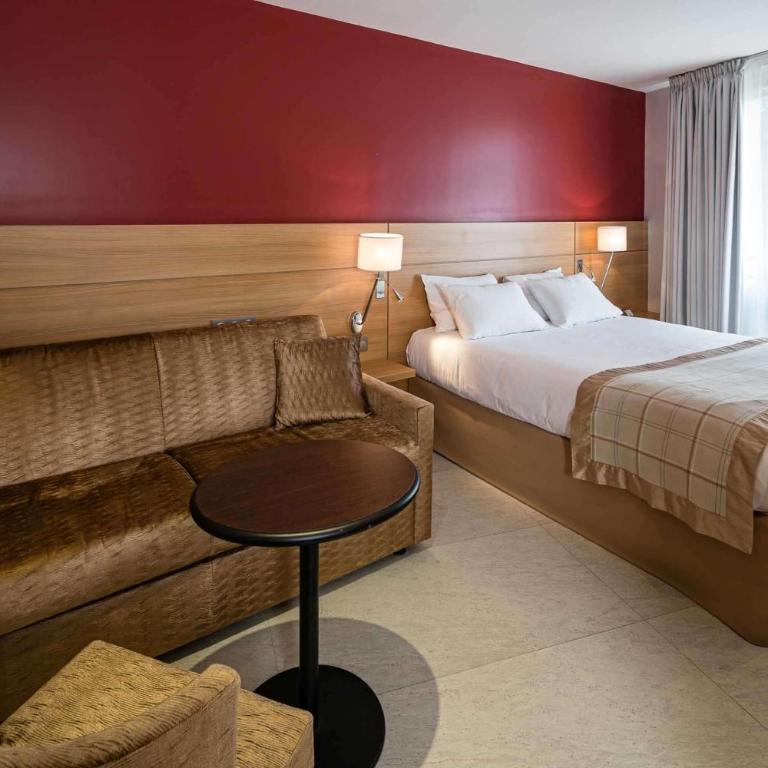 Best Western Plus Le Lavarin Avignon - Chambre Familiale avec Lit Queen-Size - 4