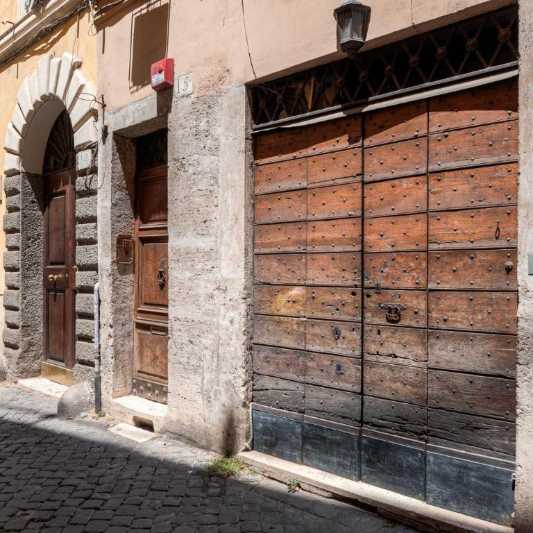 Nostromondo Apartments in Rome City Centre - Monolocale - Via dell'Orso 16 - 17