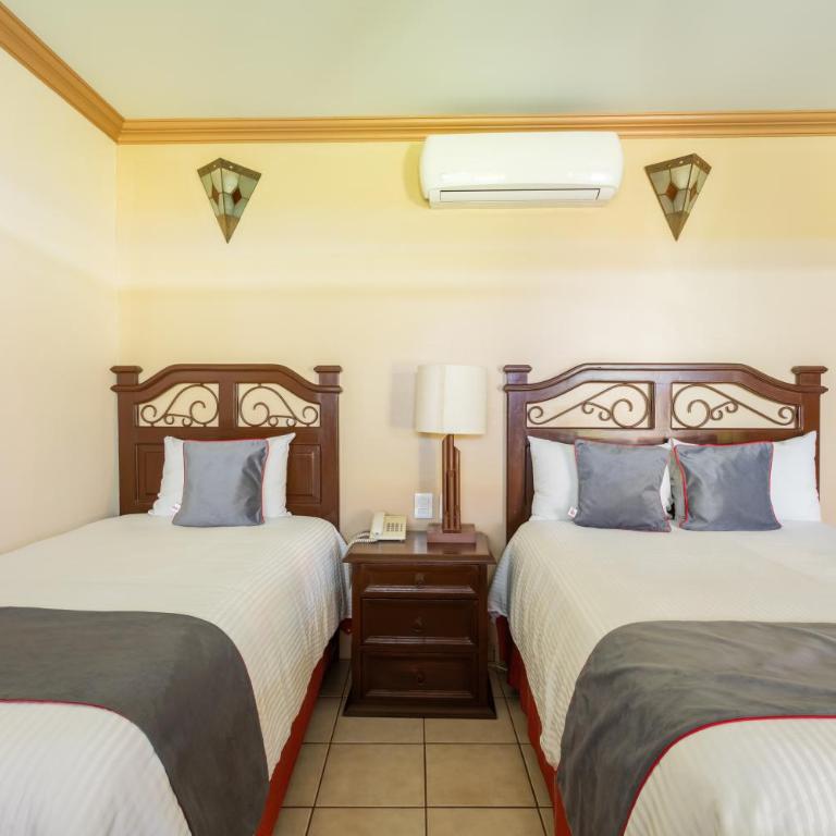 Hotel Ángel Inn - Habitación Triple Estándar - 3