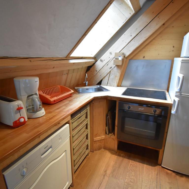 VAUJANYLOCATIONS - Chalet Perin - Appartement avec Terrasse - 17