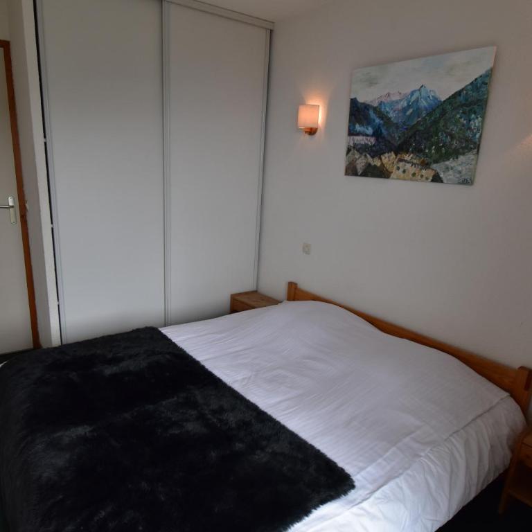VAUJANYLOCATIONS - Cochette II Apt 15 - Appartement 3 Chambres - 14