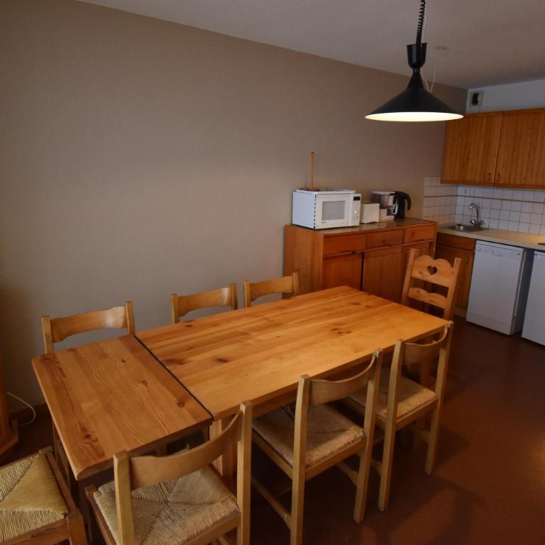 VAUJANYLOCATIONS - Cochette I Apt 14 - Appartement 2 Chambres - 10