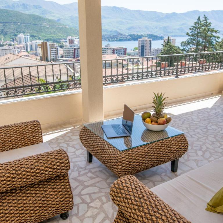 Villa Danigo - Studio with Sea View - 8