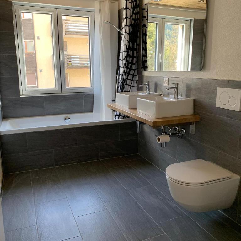 Haus Rhätikon 1. OG, links - Apartment mit 3 Schlafzimmern - 13