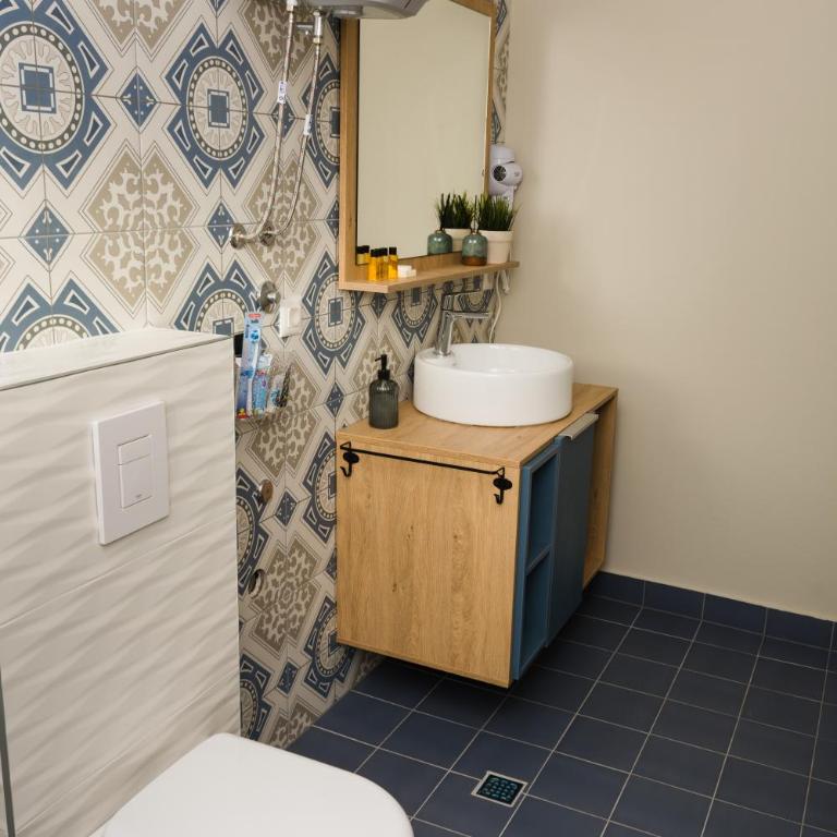 Urban Residence Apartments - Two-Bedroom Apartment - 6