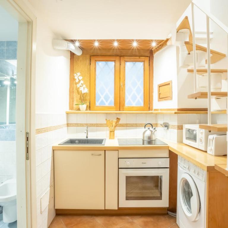 GuestHost - Quiet and Cozy Trastevere Hideaway - One-Bedroom Apartment - 13