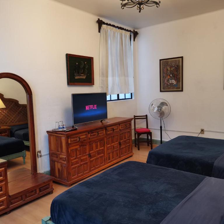 Home Sweet Home - Quadruple Room with Private Bathroom - 8