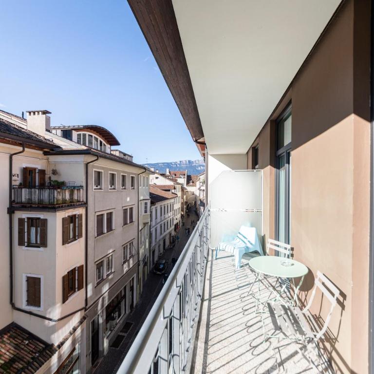 Stay COOPER l Capitol Rooms - Camera Matrimoniale Deluxe con Balcone - 7