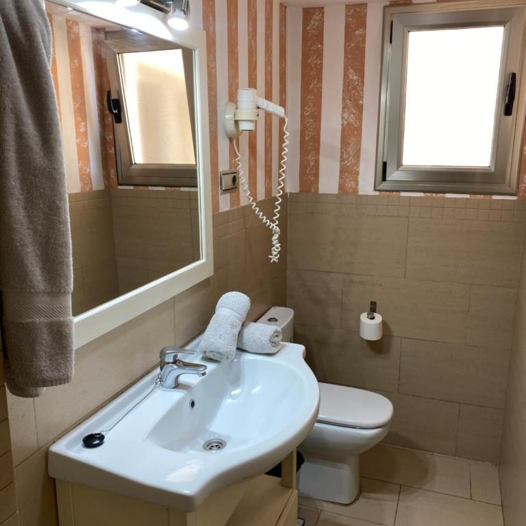 Apartamentos Oasis Sol - Apartment with Sea View - 10