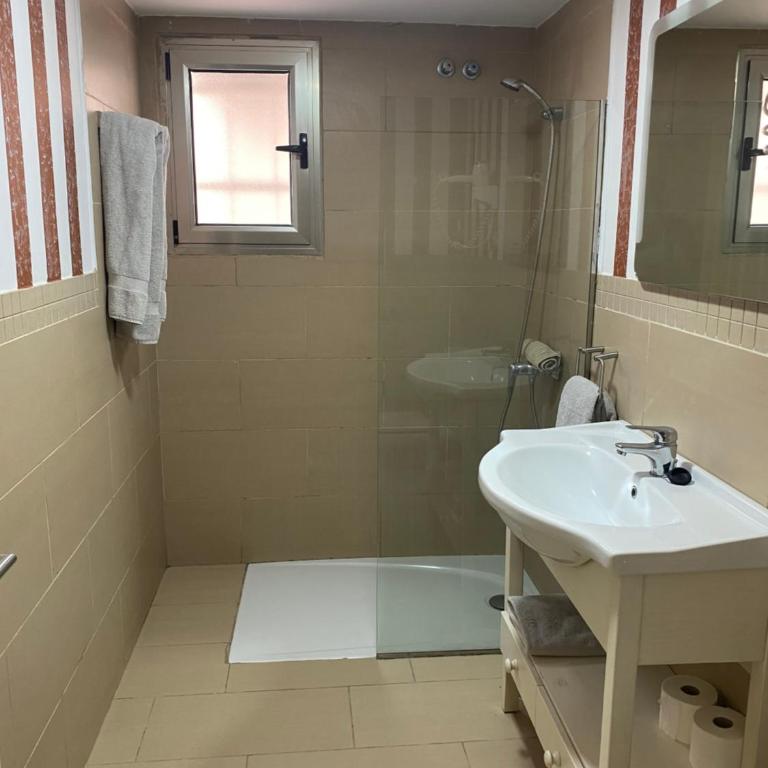 Apartamentos Oasis Sol - Apartment with Sea View - 9