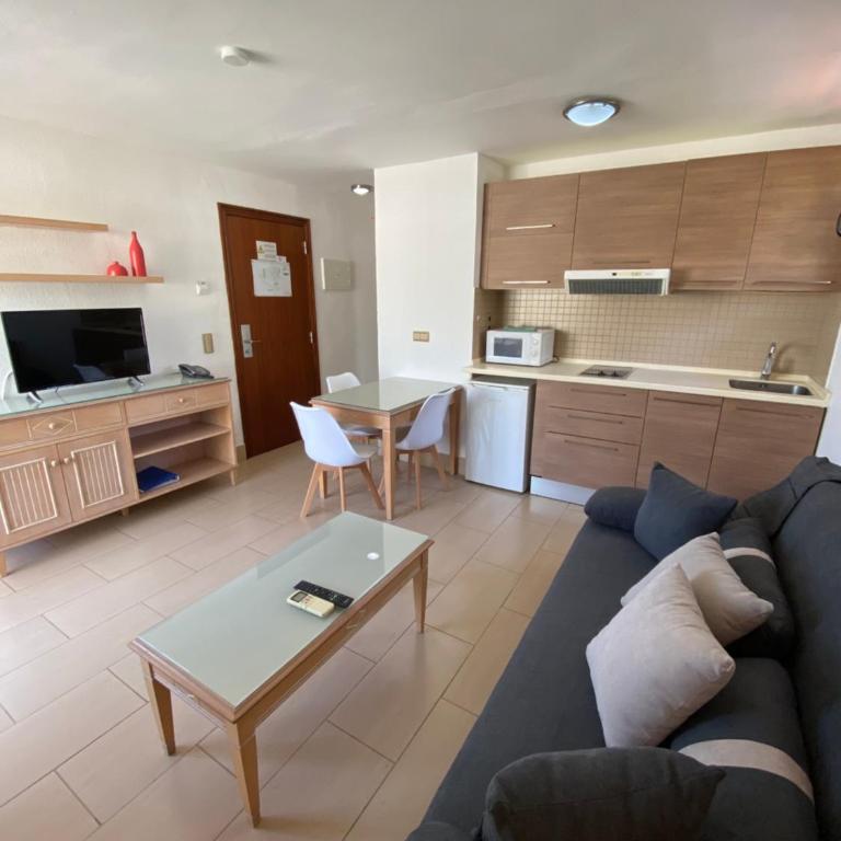 Apartamentos Oasis Sol - Apartment with Balcony - 4