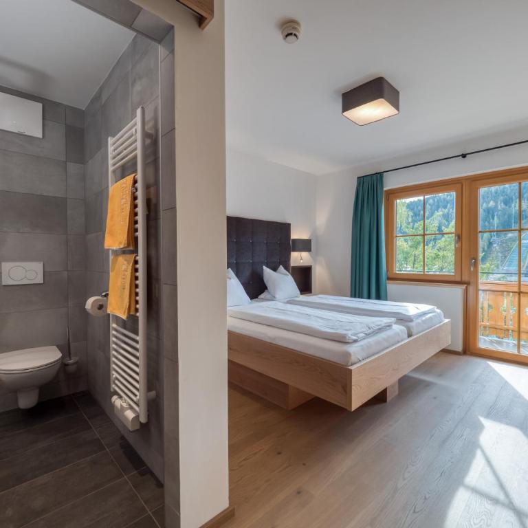 Hotel Matschner - Doppelzimmer mit Gartenblick - 4