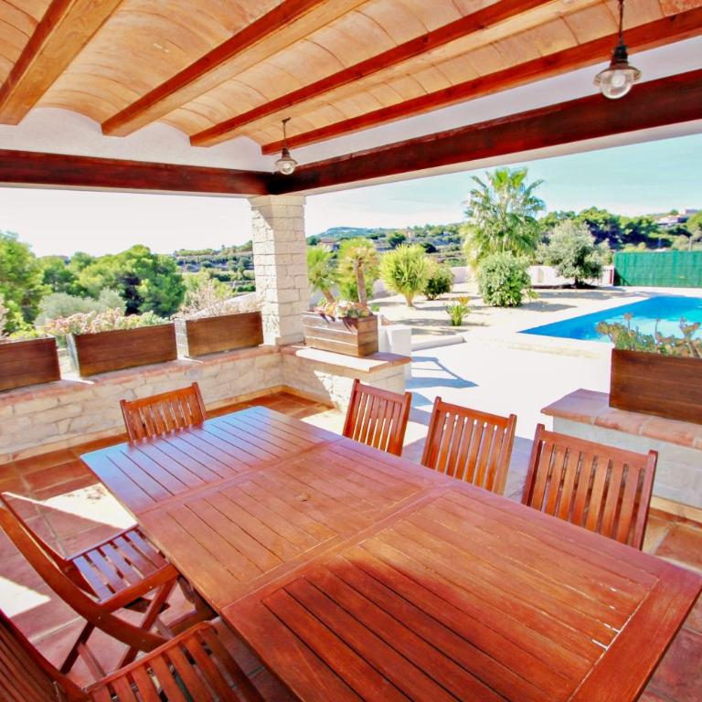 Finca Argudo - private pool villa in Moraira - Four-Bedroom Villa - 12