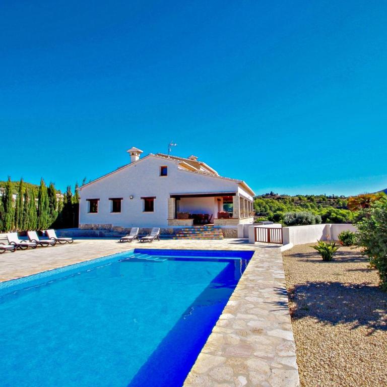 Finca Argudo - private pool villa in Moraira - Four-Bedroom Villa - 4