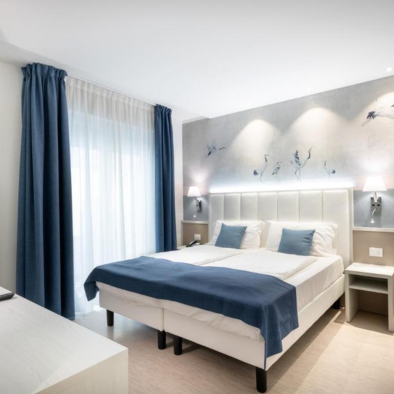 International Beach Hotel - Camera Matrimoniale Comfort - 1