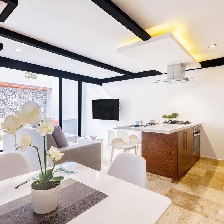 Splash Pool, Rooftop Terrace, Patio, Beach 4 Blks - Loft - 8