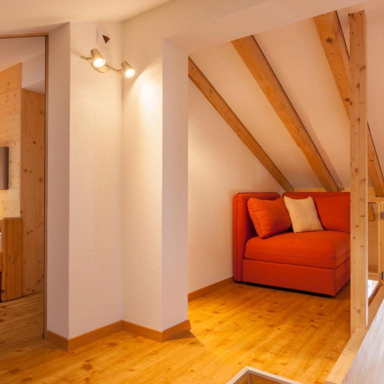 Hotel Capricorn - Familiensuite mit Blick auf das Dorf - 5