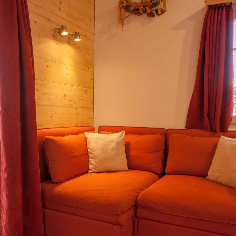 Hotel Capricorn - Familiensuite mit Blick auf das Dorf - 4