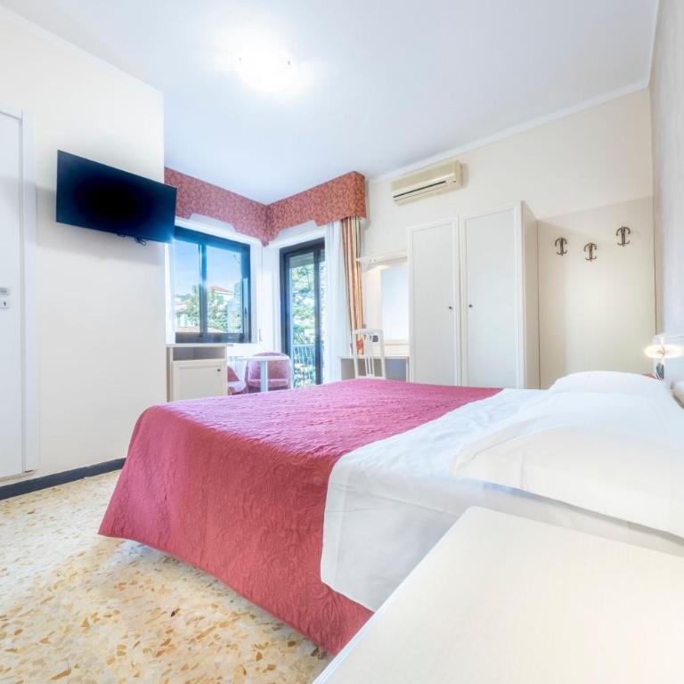 Gold Hotel - Camera Matrimoniale Comfort - 2