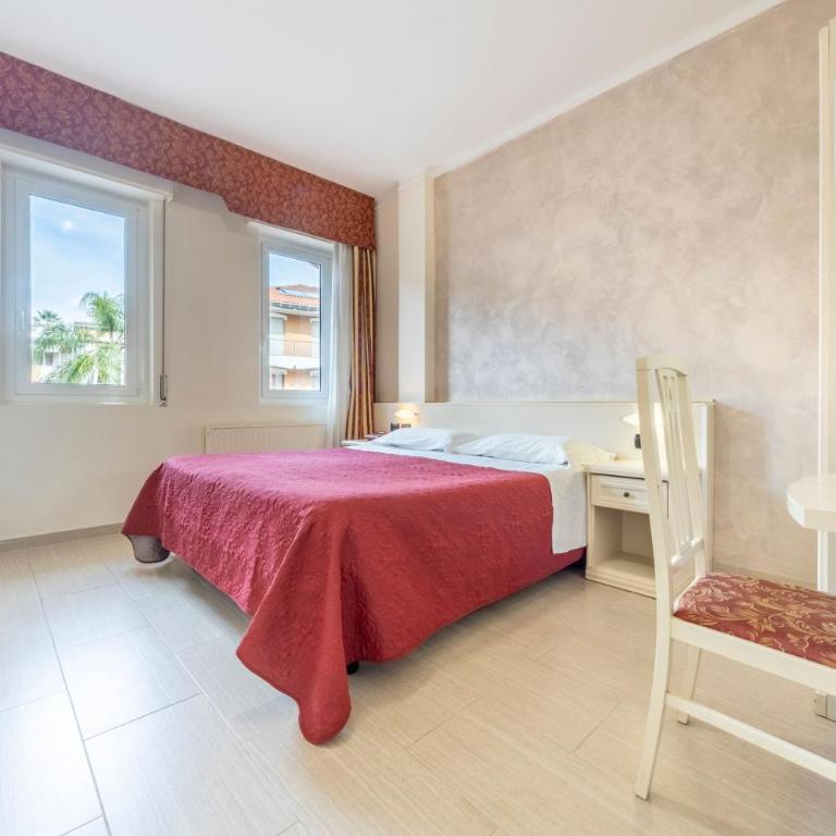 Gold Hotel - Camera Matrimoniale Superior - 1