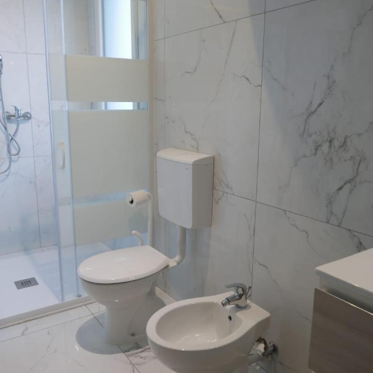 Fiorita - Two-Bedroom Apartment - 27