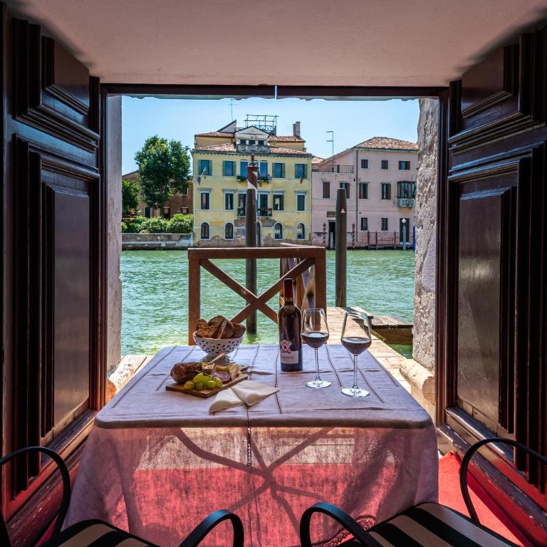 Ca' dei Cuori on the Grand Canal - Superior Apartment - 1
