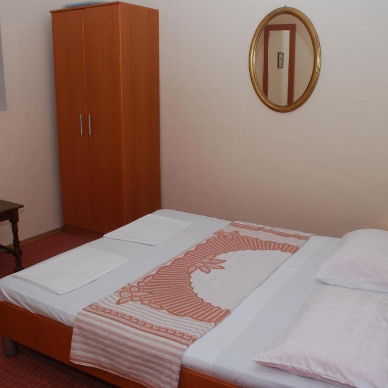 Apartments Ismy - Apartman sa 3 Spavaće Sobe i Balkonom - 4