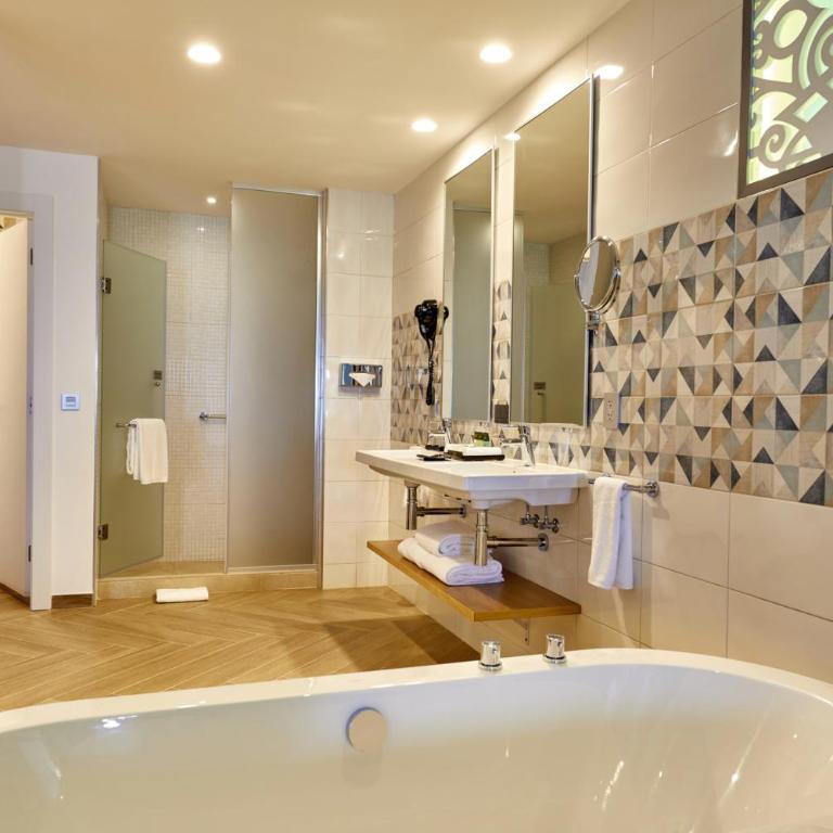 Riu Palace Costa Mujeres - All Inclusive - Suite with Sea View - 3