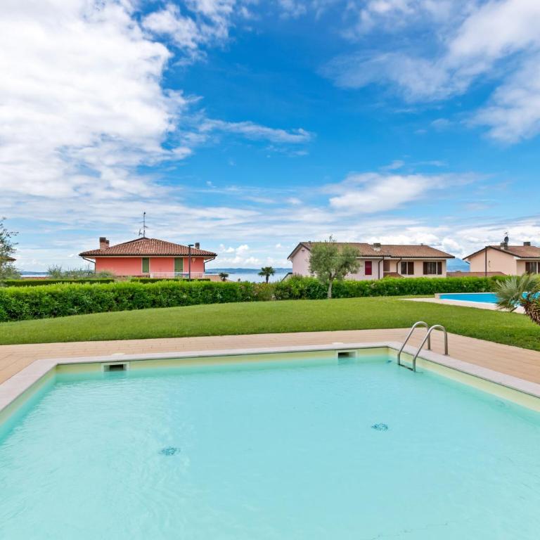 Welcoming Holiday Home in Lazise with Swimming Pool - Casa Vacanze con 1 Camera da Letto - 12