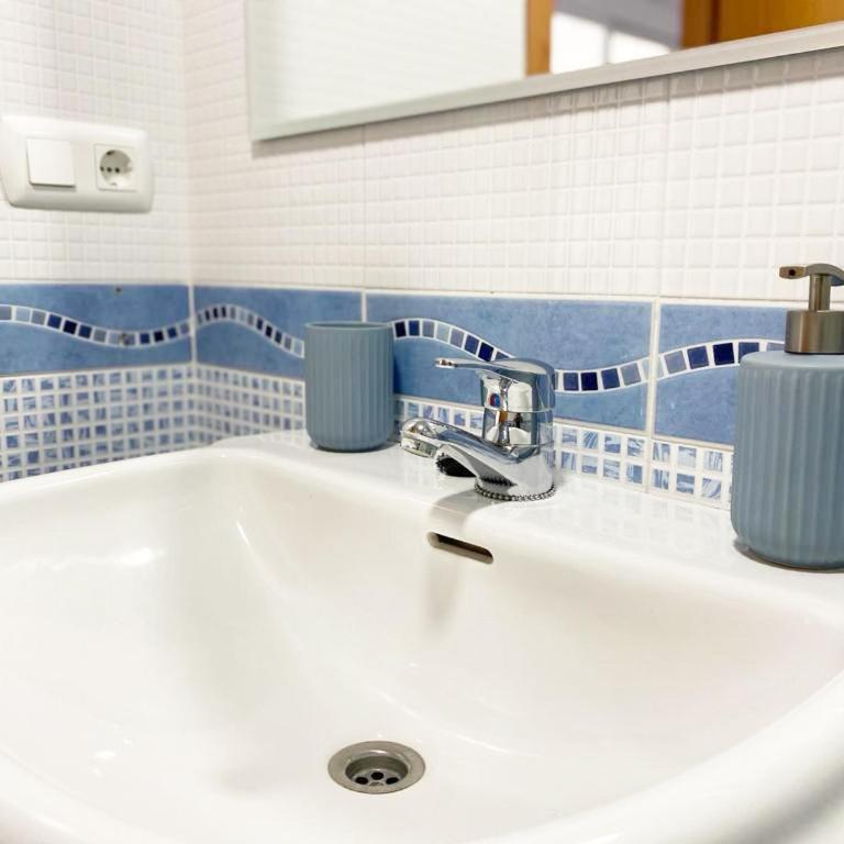 Global Vacacional, Apartamento en la playa de Canet d'en Berenguer - Apartment mit Poolblick - 21