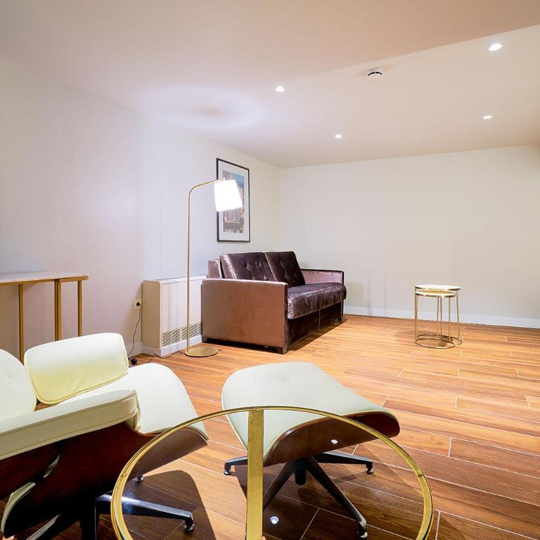 Tandem Torres de Cádiz Suites - Apartamento Dúplex - 11