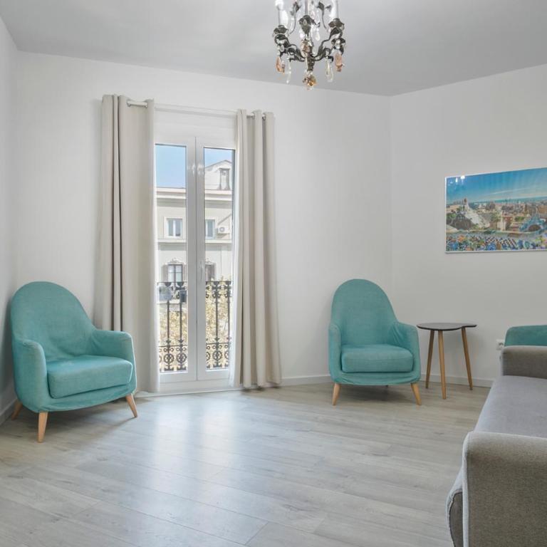 Stay Together Barcelona Apartments - Three-Bedroom Apartment - 3