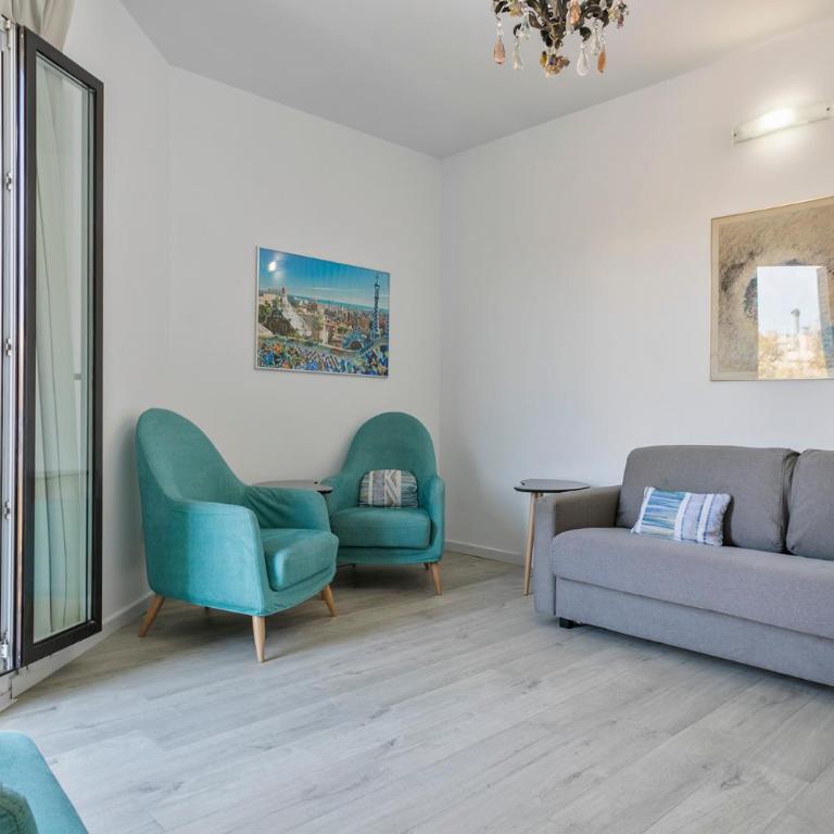Stay Together Barcelona Apartments - Three-Bedroom Apartment - 14