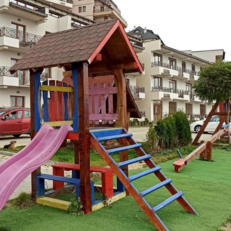 Modern Lux Apartment H8 at Milmari Resort - Apartment with Mountain View - 31